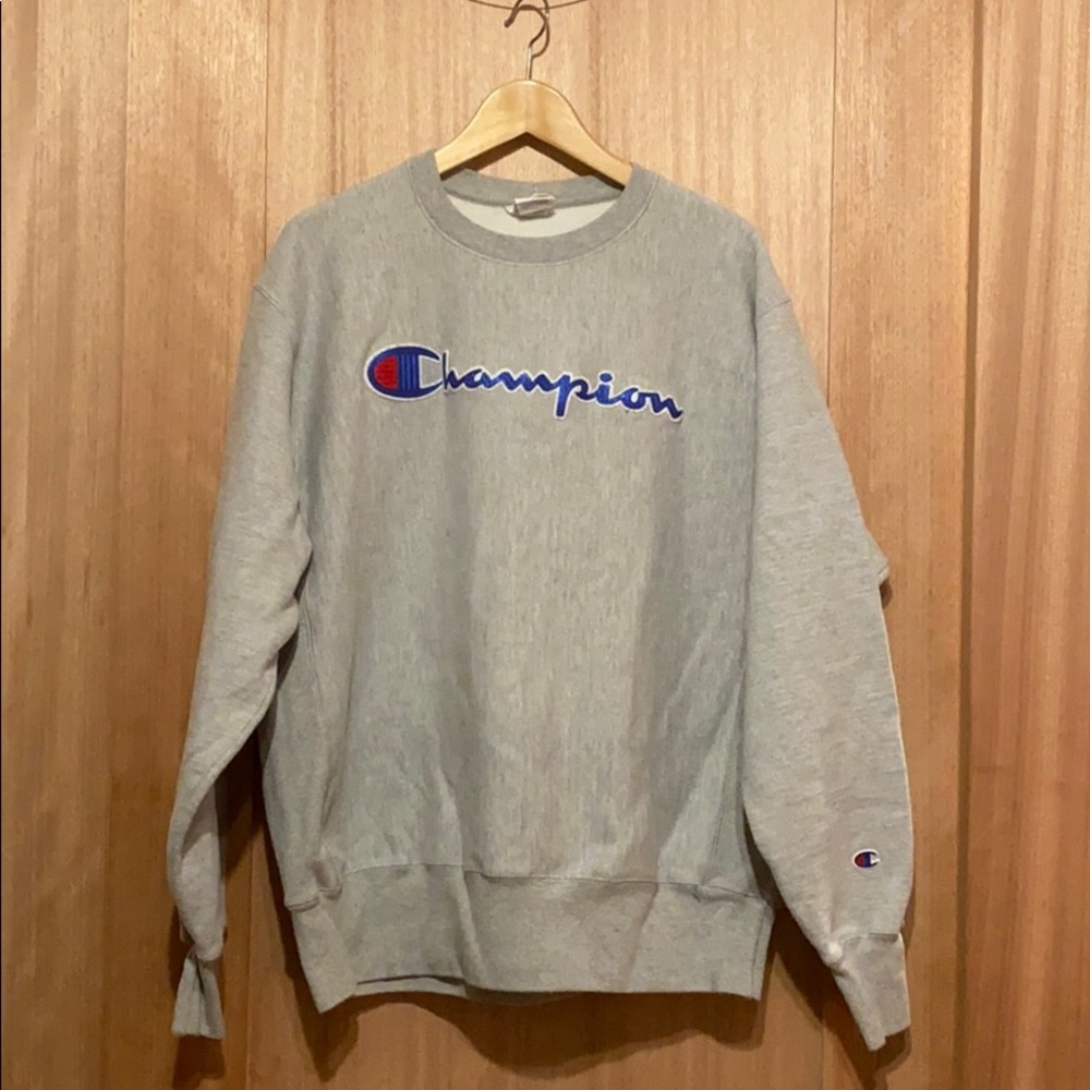 Champion- Gray Pull Over